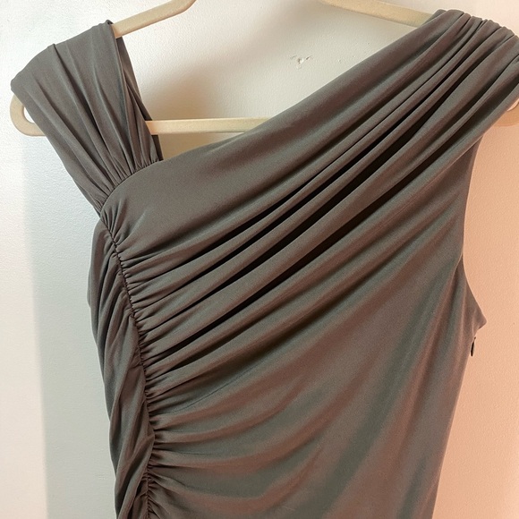 Calvin Klein Grecian Goddess Olive Asymmetrical Draped Gown – Size 8 - Picture 3 of 14